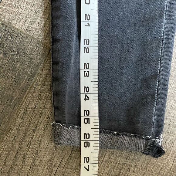 Women’s Joe’s Jeans, Medium-Gray Wash, Cropped, Rolled-Ankle Jeans. Size 26. - Picture 5 of 5